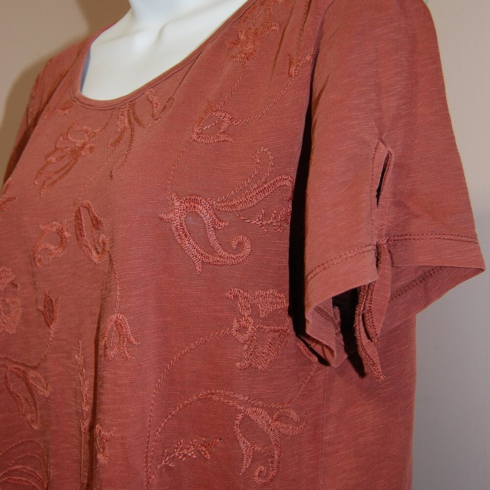 100% cotton, tie sleeve, rust t-shirt - Picture 4 of 7